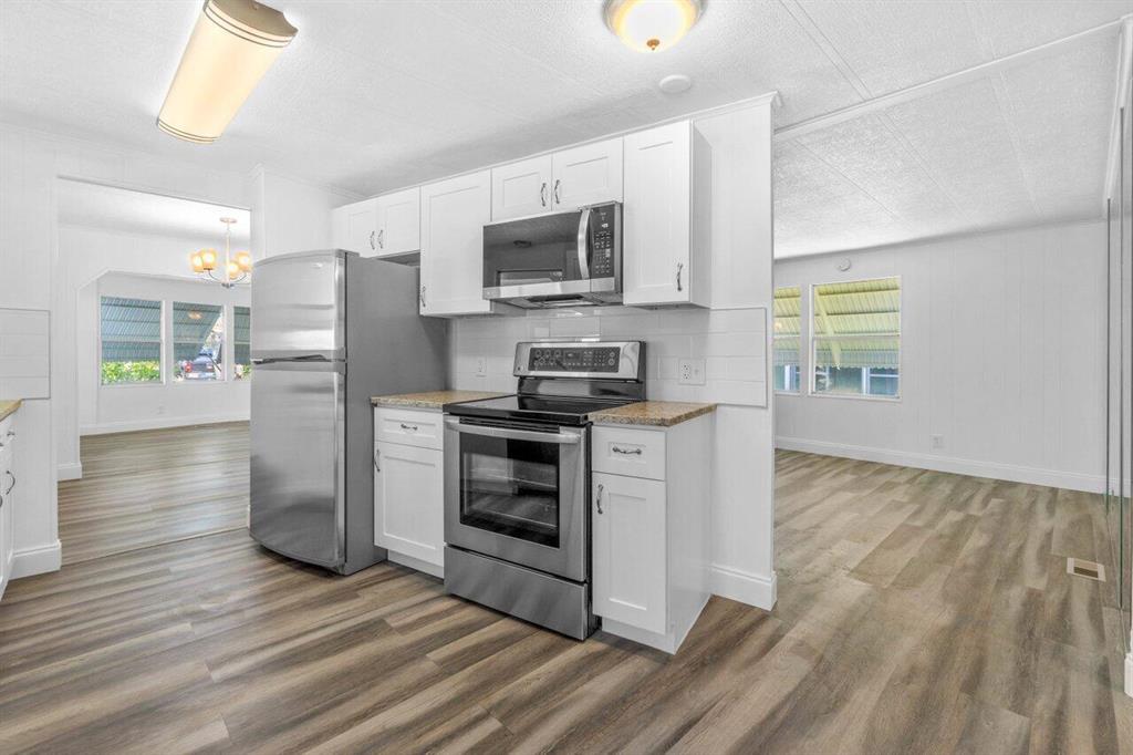 HERITAGE RIDGE SOUTH SECTION ONE - Residential