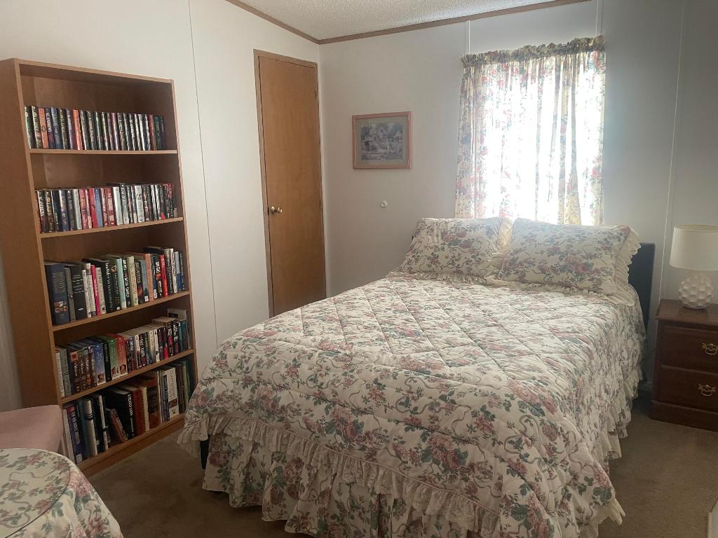 PALM VILLAGE RANCH - Residential Lease