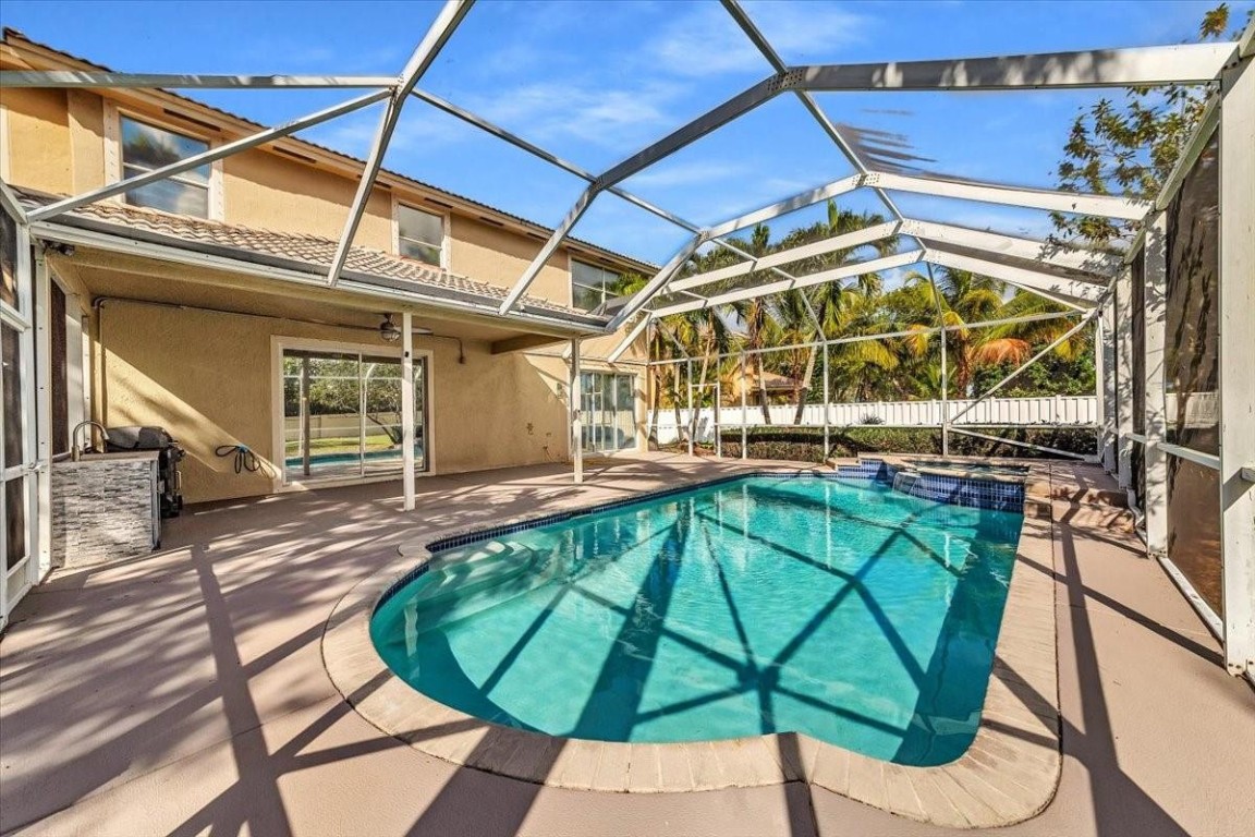 Pembroke Falls - Residential