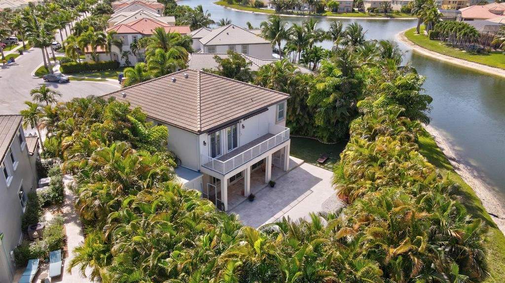 Photo of 9732 Phipps Lane, Wellington, FL 33414 (MLS # R10884183)