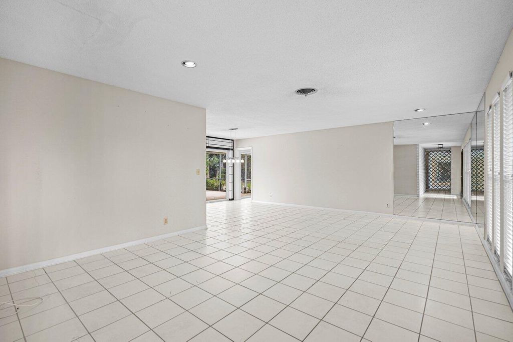 Photo of 229 Golfview Drive, Tequesta, FL 33469 (MLS # R11000188)