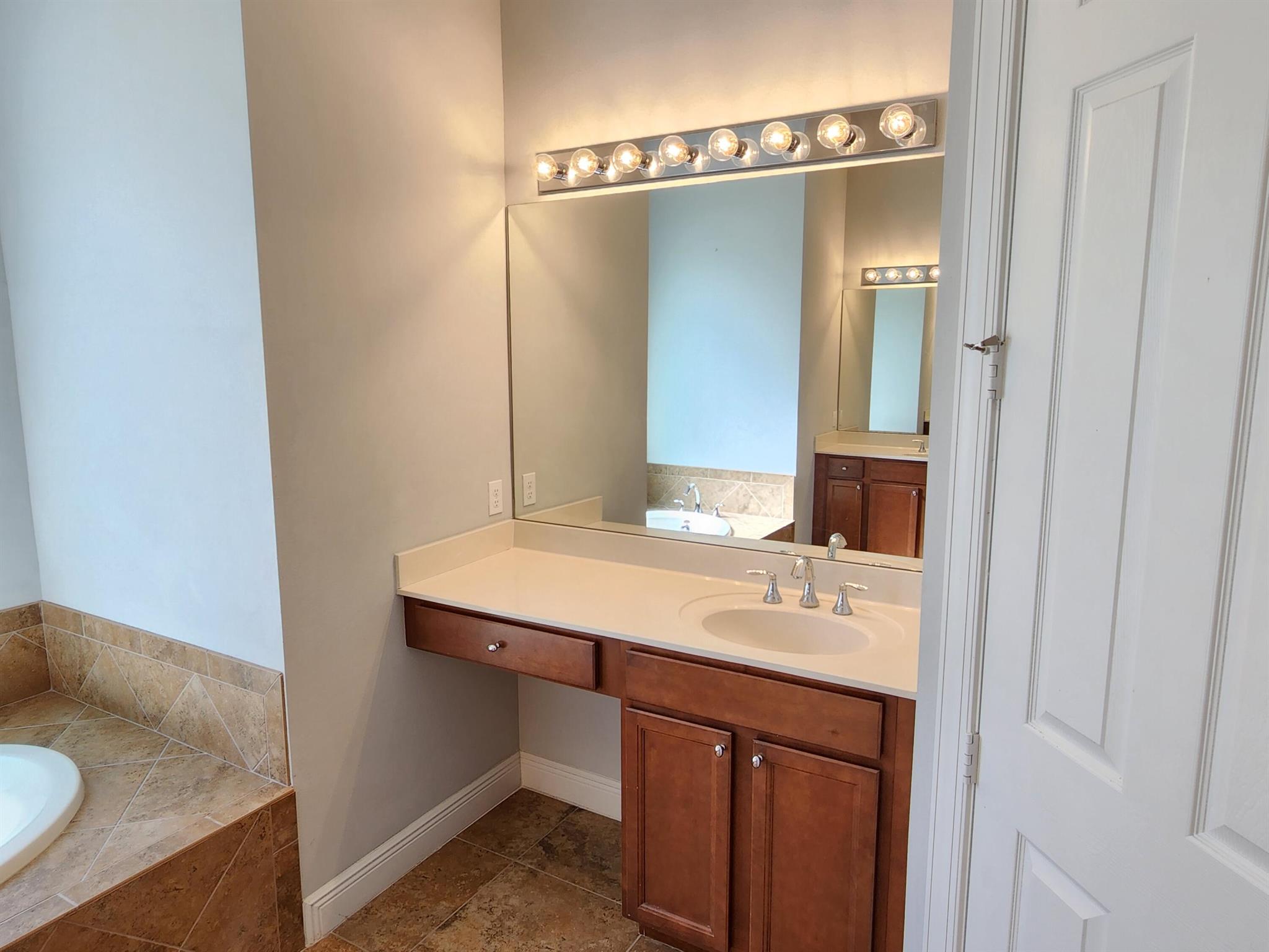 THE FALLS OF JENSEN BEACH - Residential Lease