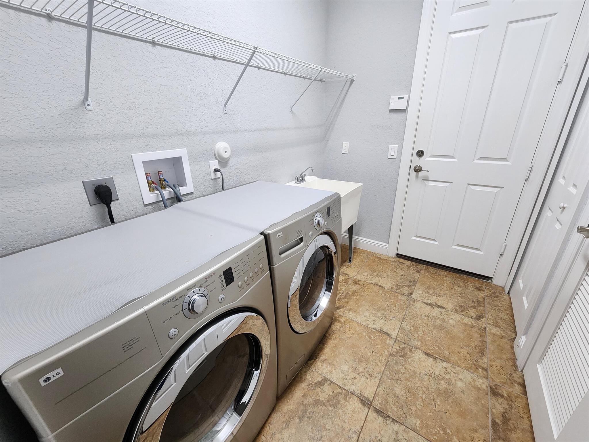 THE FALLS OF JENSEN BEACH - Residential Lease