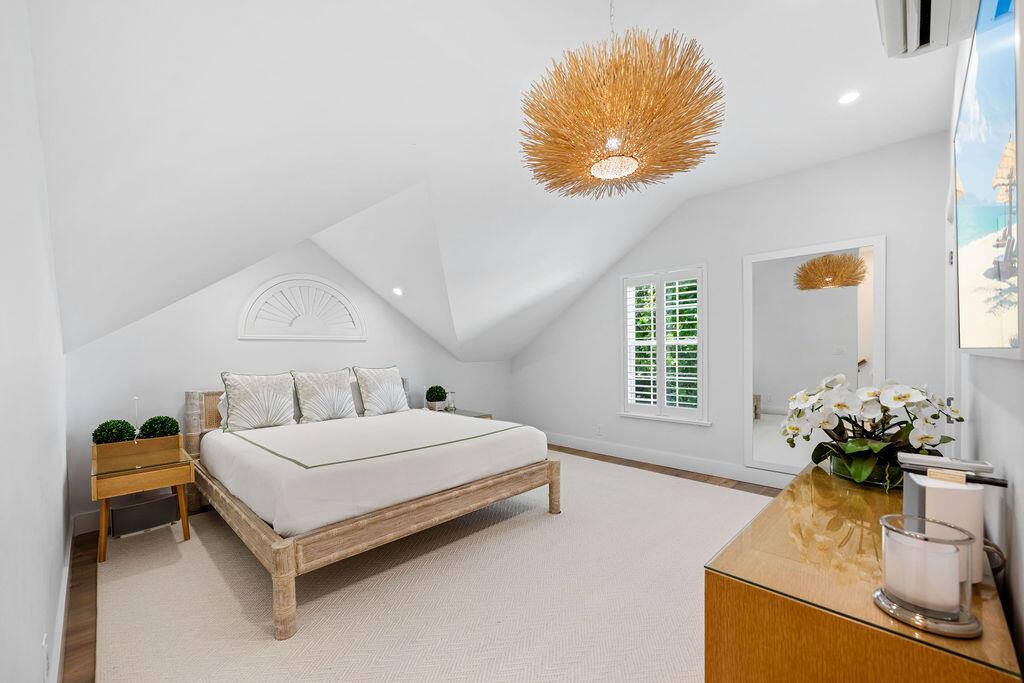 PERUVIAN COURT CONDO - Residential