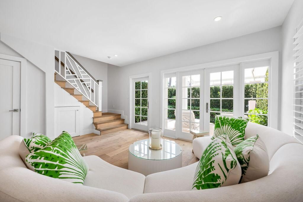 Photo of 173 Peruvian Avenue #5, Palm Beach, FL 33480 (MLS # R11143702)