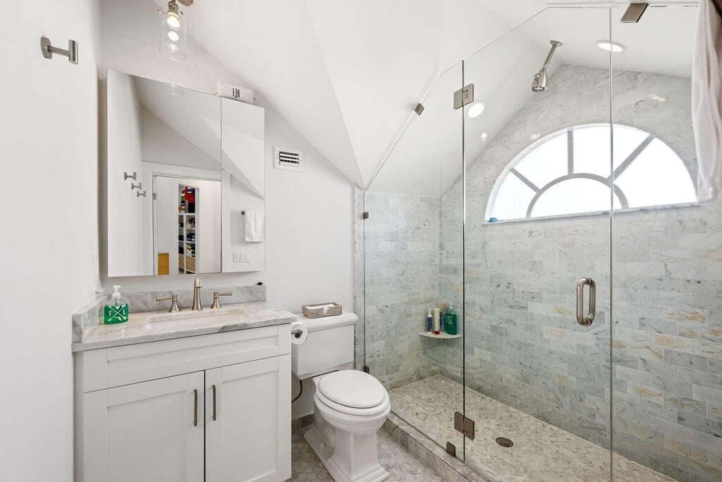 PERUVIAN COURT CONDO - Residential