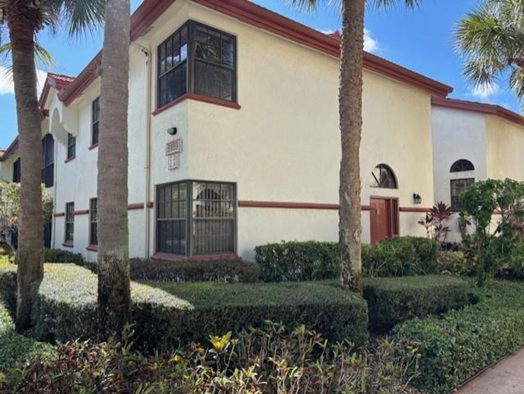 Photo of 5169 Brisata Circle #h, Boynton Beach, FL 33437 (MLS # F10528157)