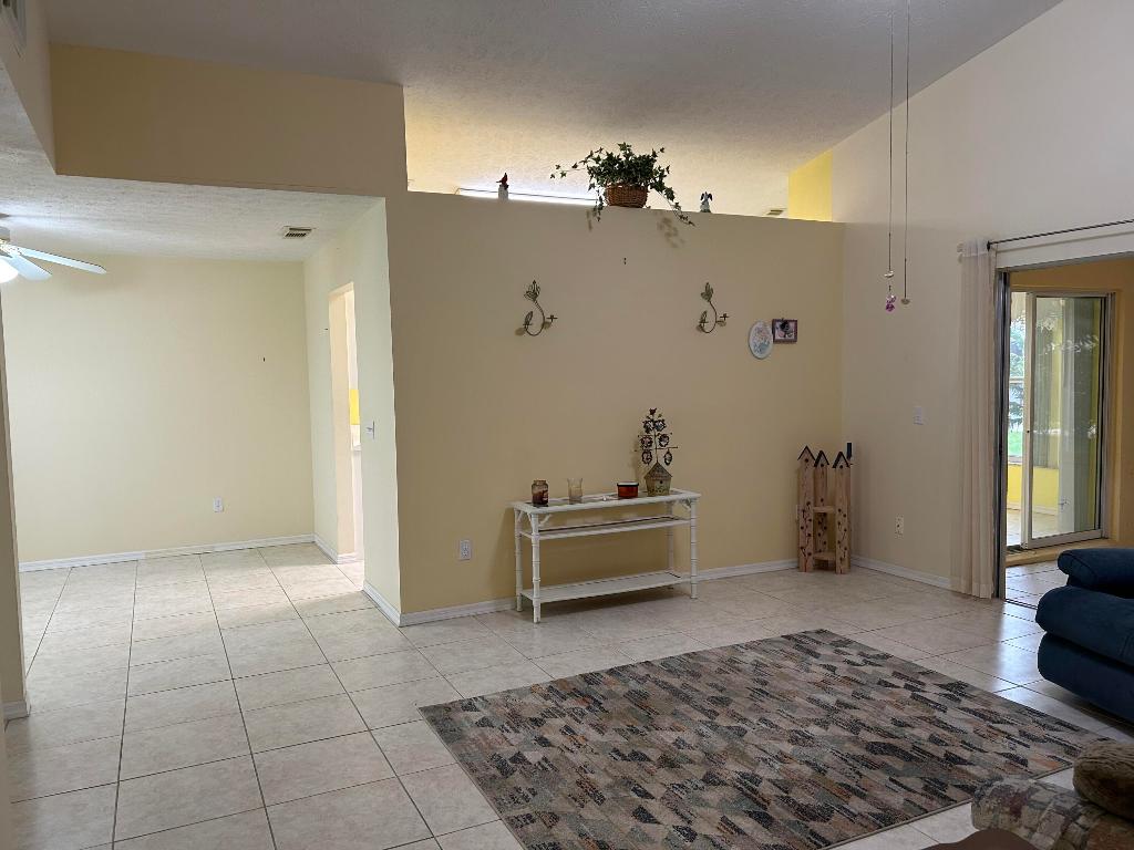 SPANISH LAKES FAIRWAYS NE PHASE - Residential