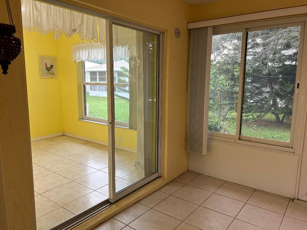 SPANISH LAKES FAIRWAYS NE PHASE - Residential