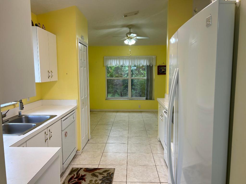 SPANISH LAKES FAIRWAYS NE PHASE - Residential