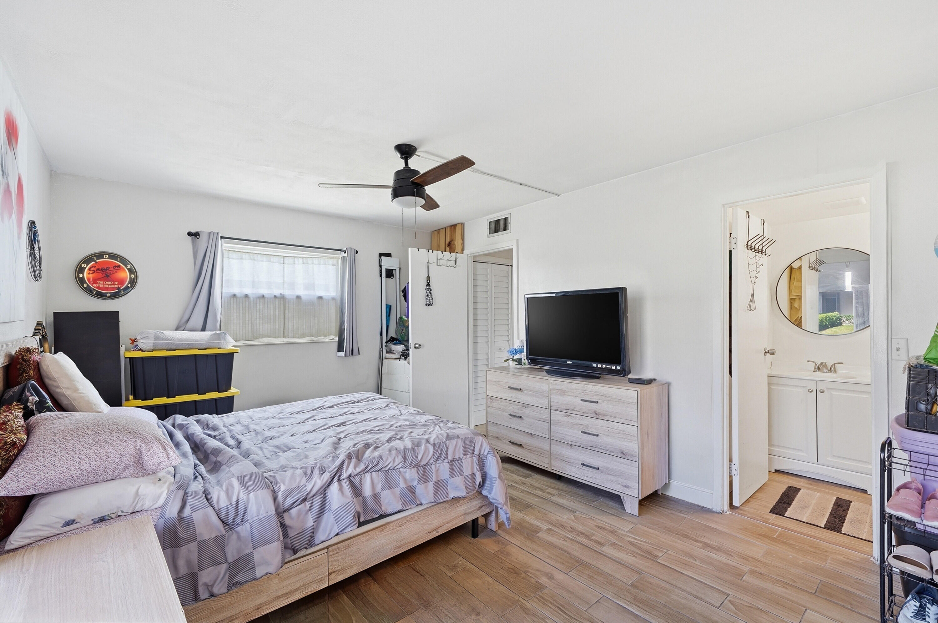 KINGS POINT MONACO CONDOS - Residential