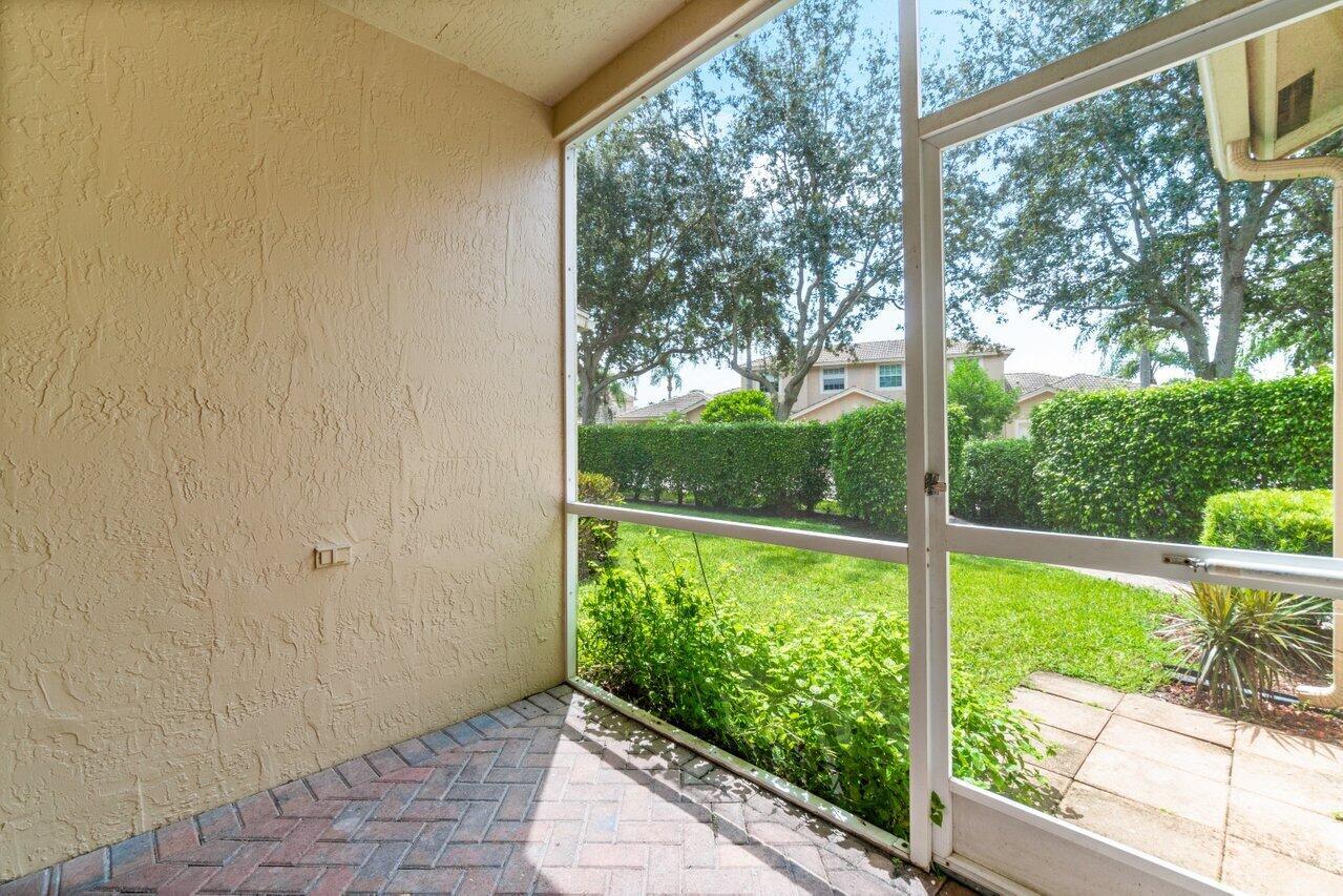 BOYNTON OASIS CONDO - Residential Lease