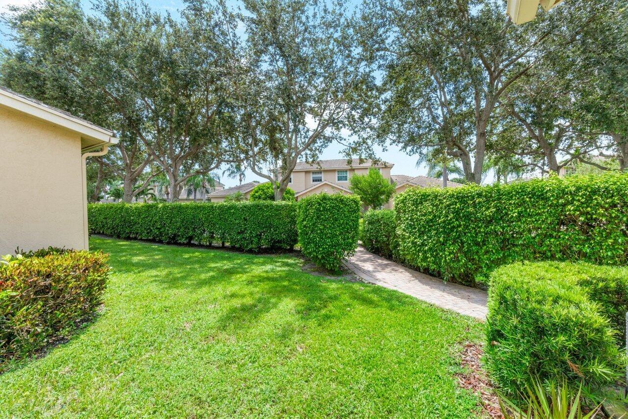 BOYNTON OASIS CONDO - Residential Lease