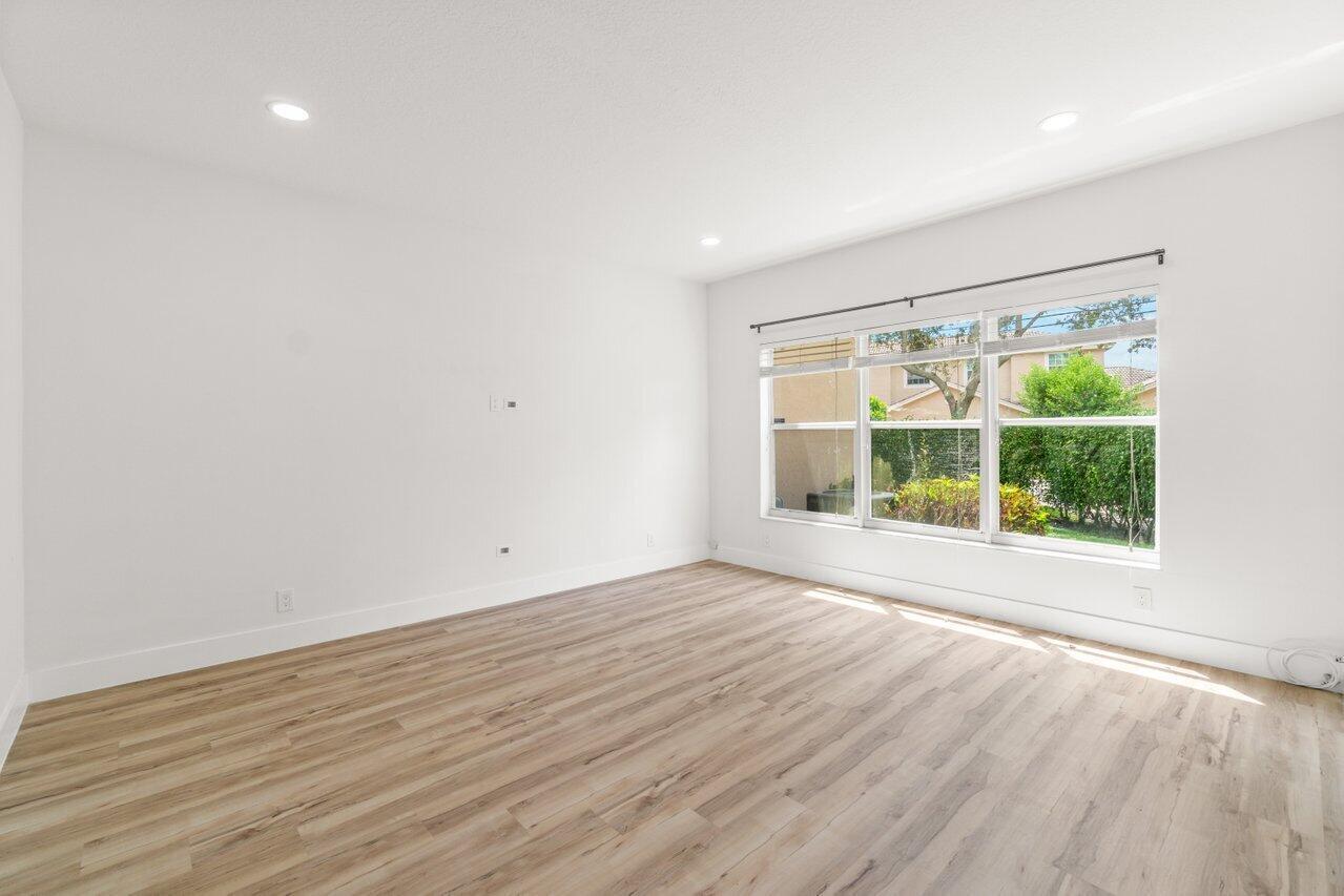 BOYNTON OASIS CONDO - Residential Lease