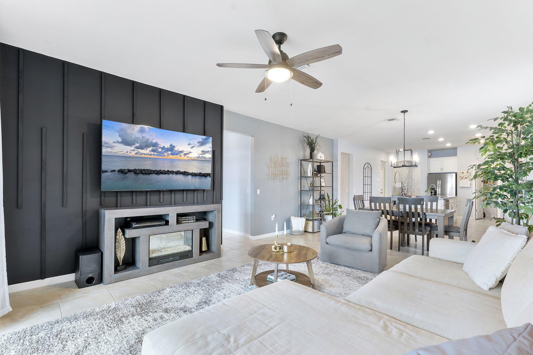 FIELDS AT GULFSTREAM POLO - Residential