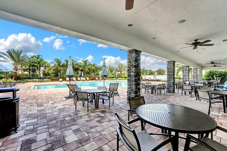 FIELDS AT GULFSTREAM POLO - Residential