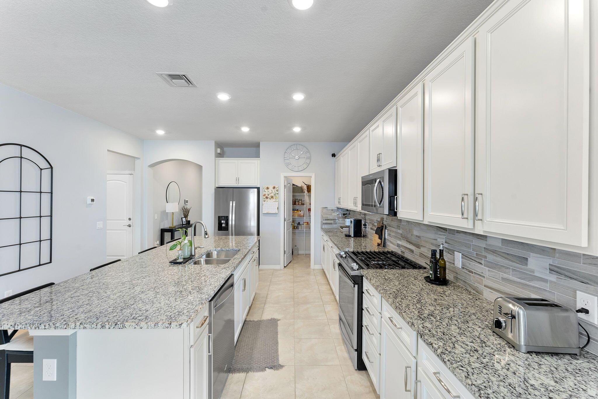 FIELDS AT GULFSTREAM POLO - Residential