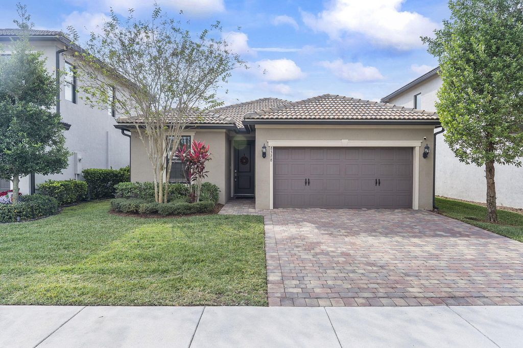 Photo of 8328 Cinch Way, Lake Worth, FL 33467 (MLS # R11142927)
