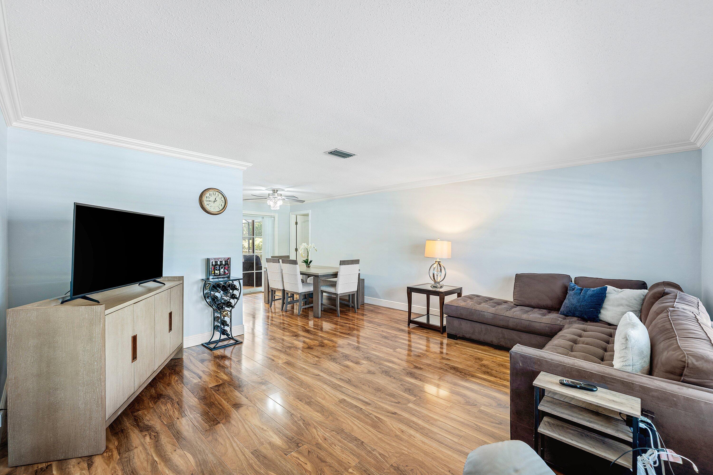 BOCA RATON SQUARE UNIT 2 - Residential