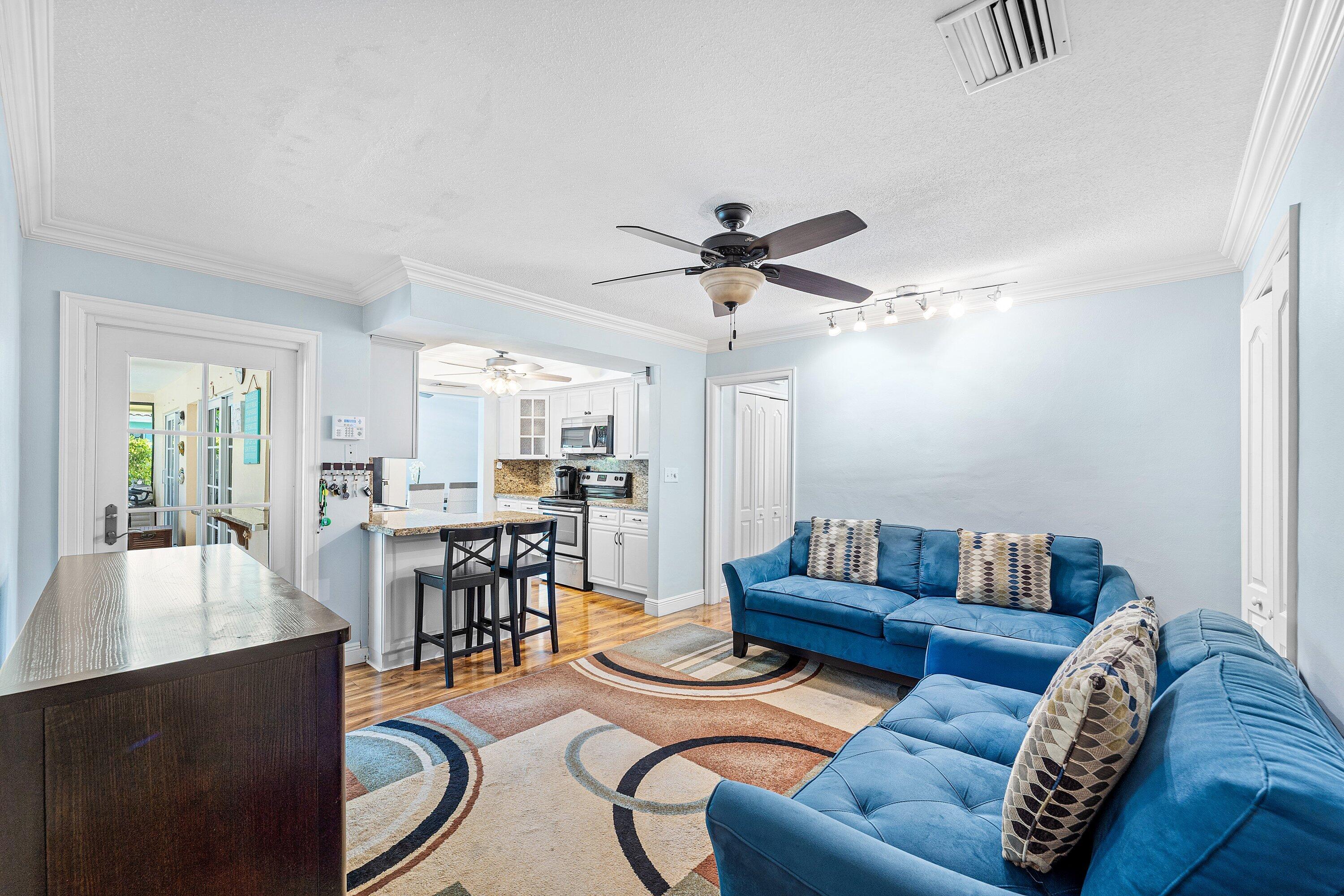 BOCA RATON SQUARE UNIT 2 - Residential