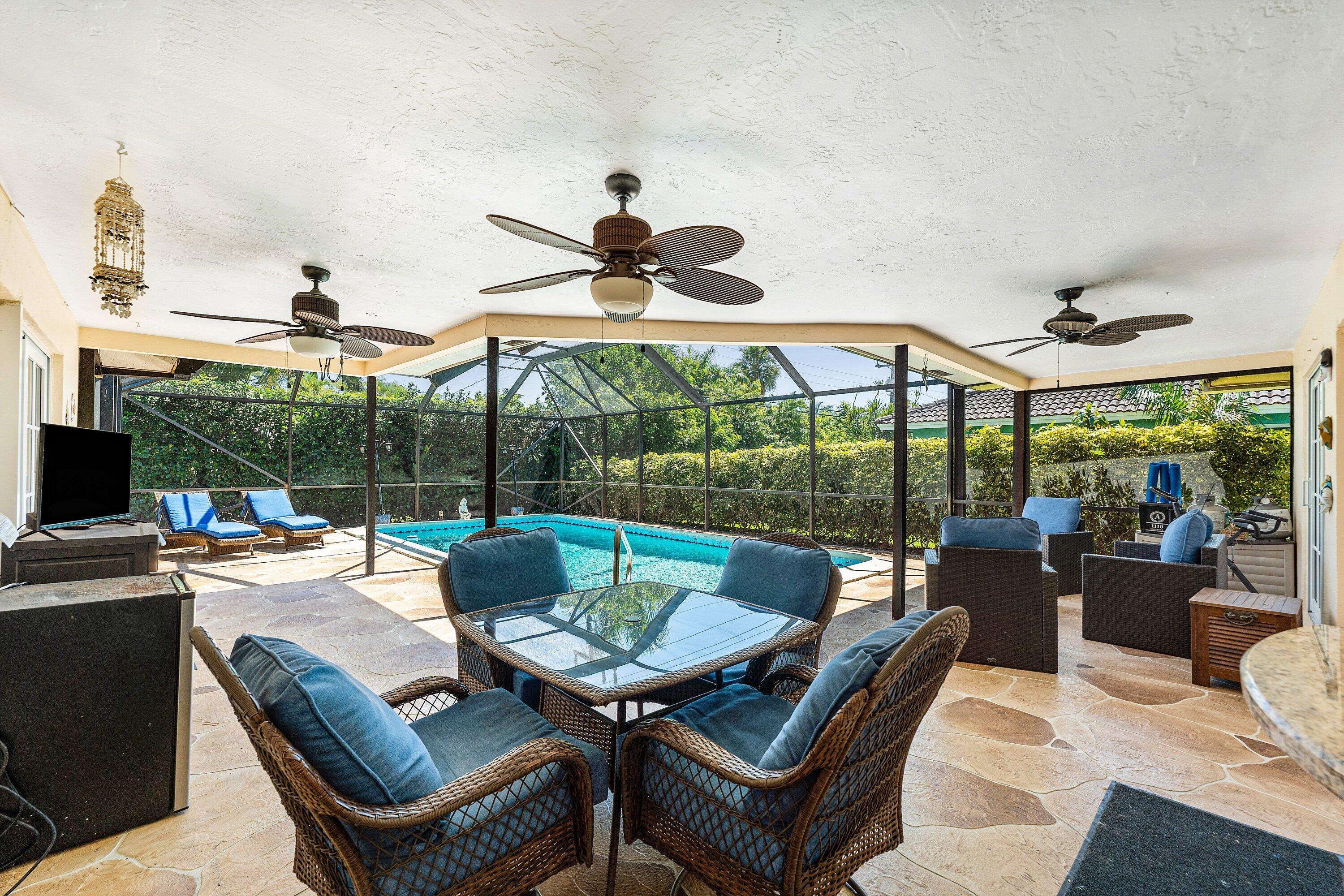 BOCA RATON SQUARE UNIT 2 - Residential