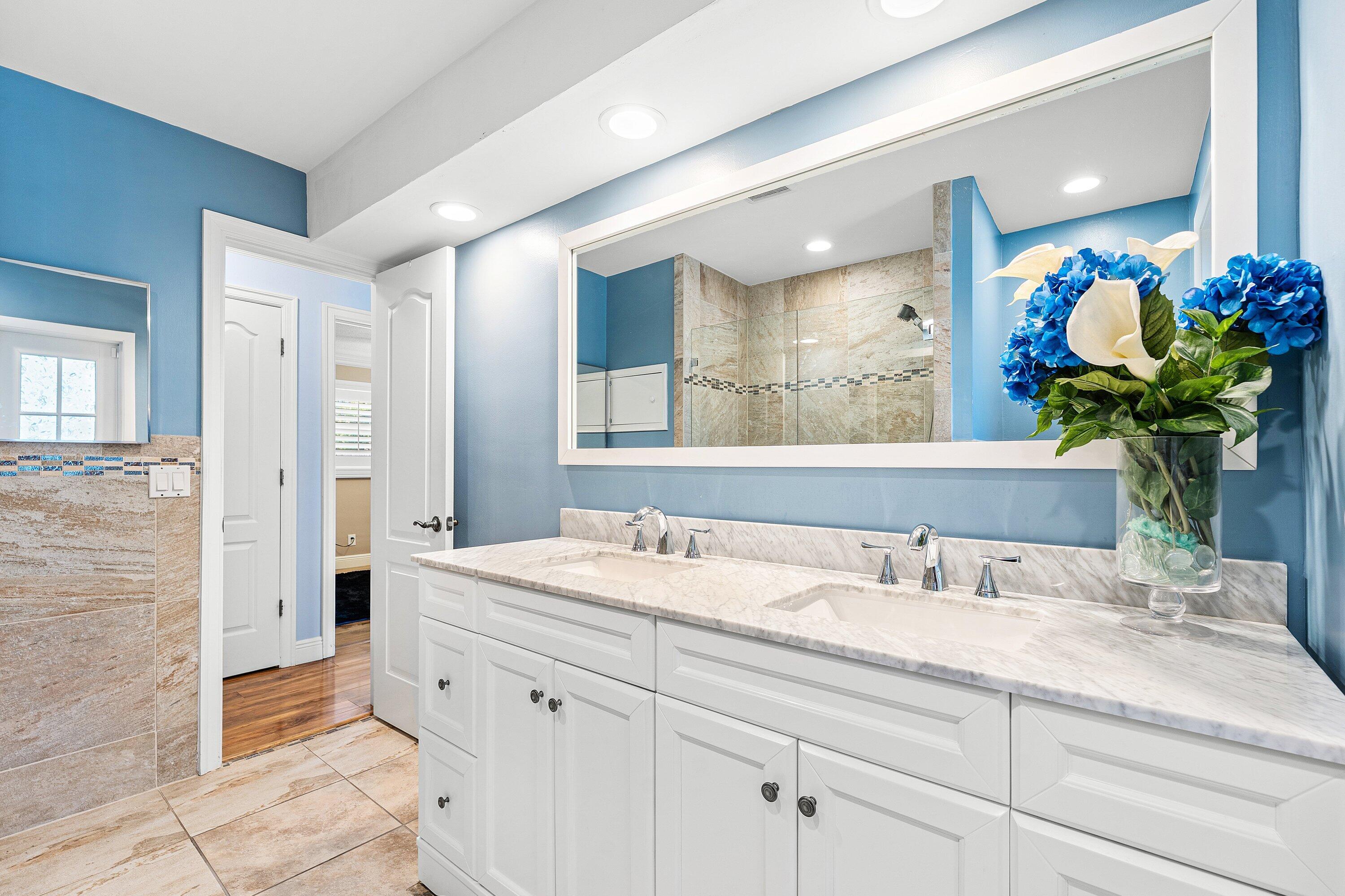 BOCA RATON SQUARE UNIT 2 - Residential