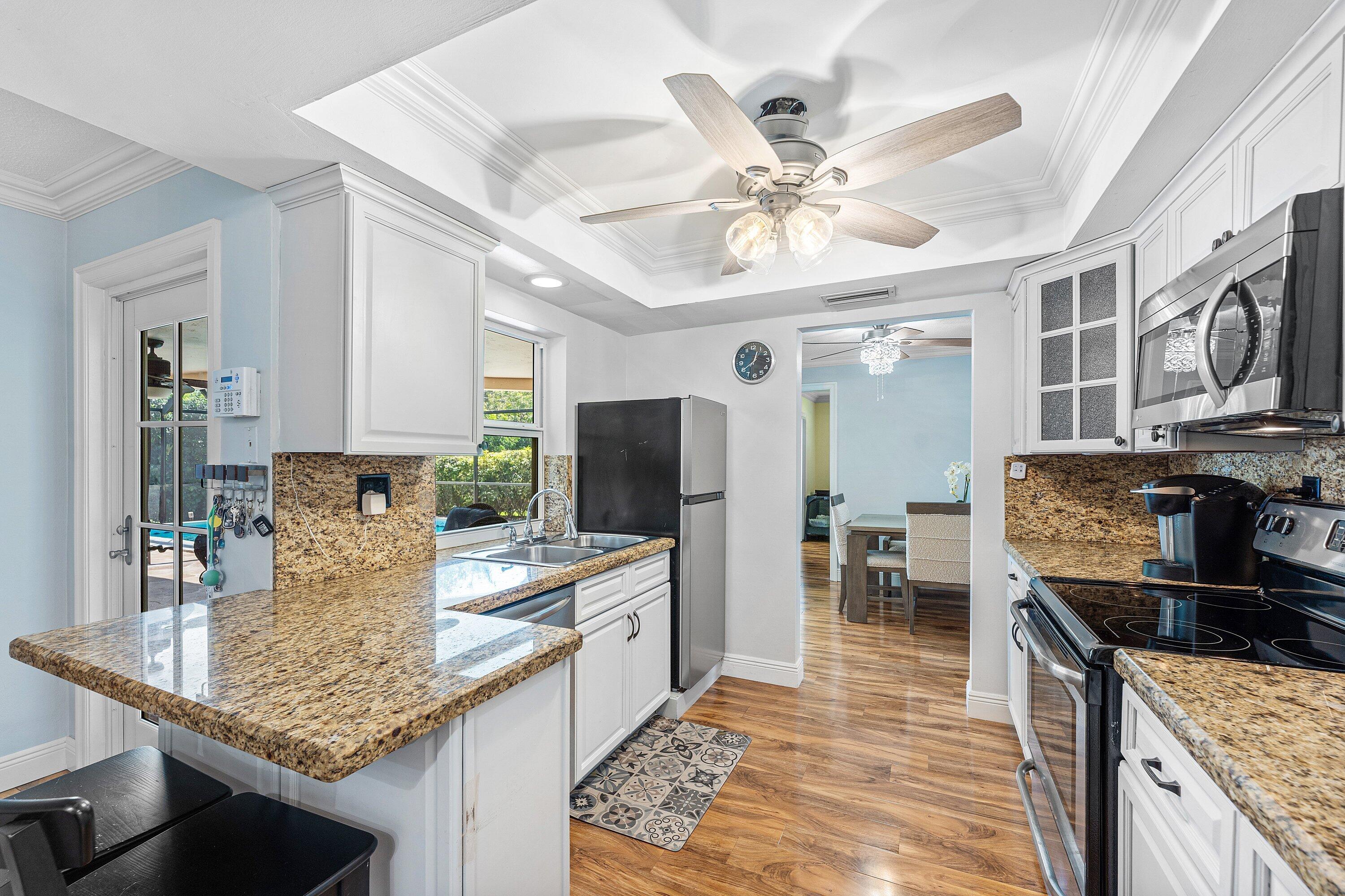BOCA RATON SQUARE UNIT 2 - Residential