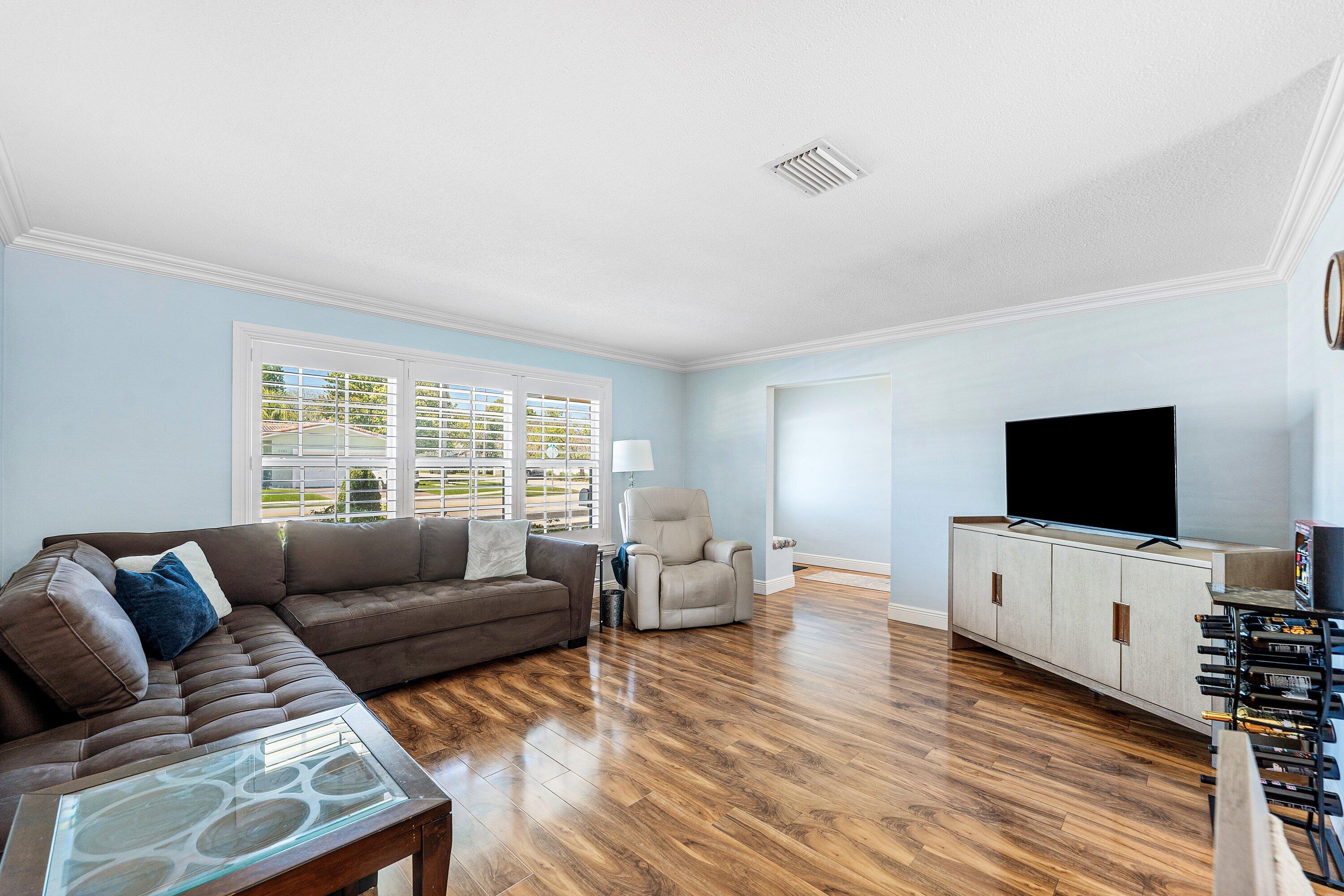 BOCA RATON SQUARE UNIT 2 - Residential