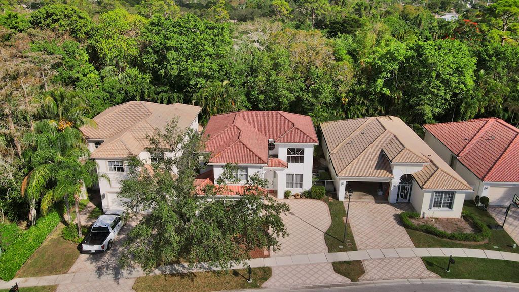 Photo of 9788 Vineyard Court, Boca Raton, FL 33428 (MLS # R11061068)