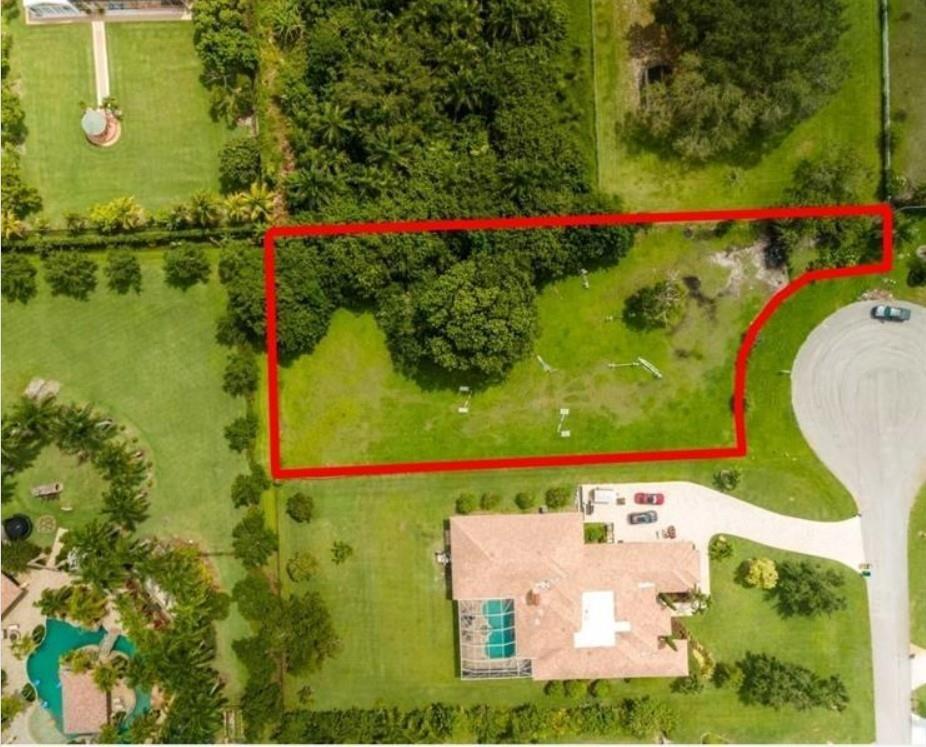 Great opportunity for you to build your dream house. Lot is located on a cul de sac and highly sought after, truly a must-see and have. The seller states ready to be built on. Truly a must-see and have today! The seller has no information on the survey. Buyer will have their due diligence period.