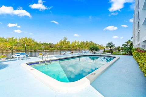 A home in Deerfield Beach