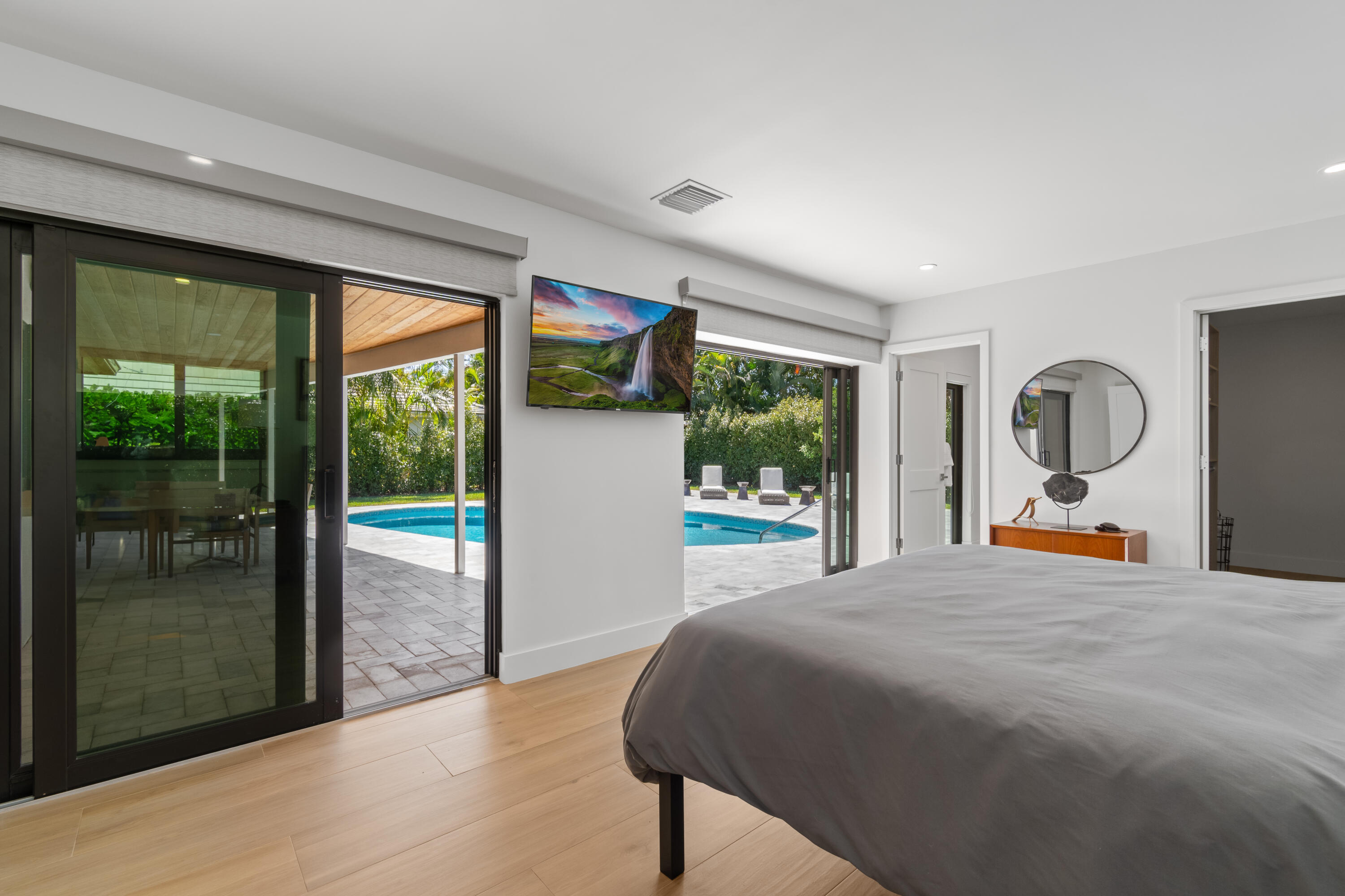 PLACE AU SOLEIL - Residential Lease