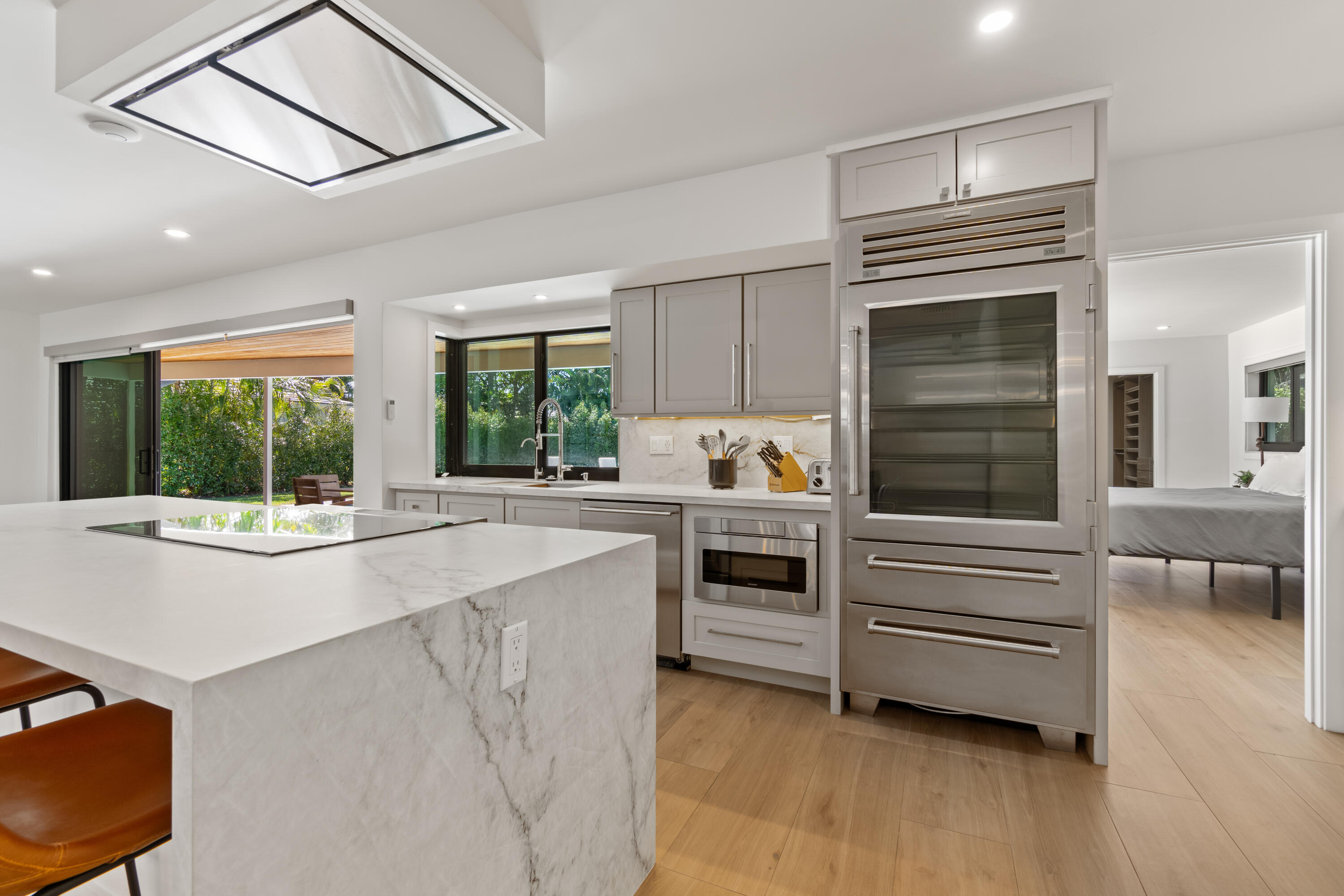 PLACE AU SOLEIL - Residential Lease