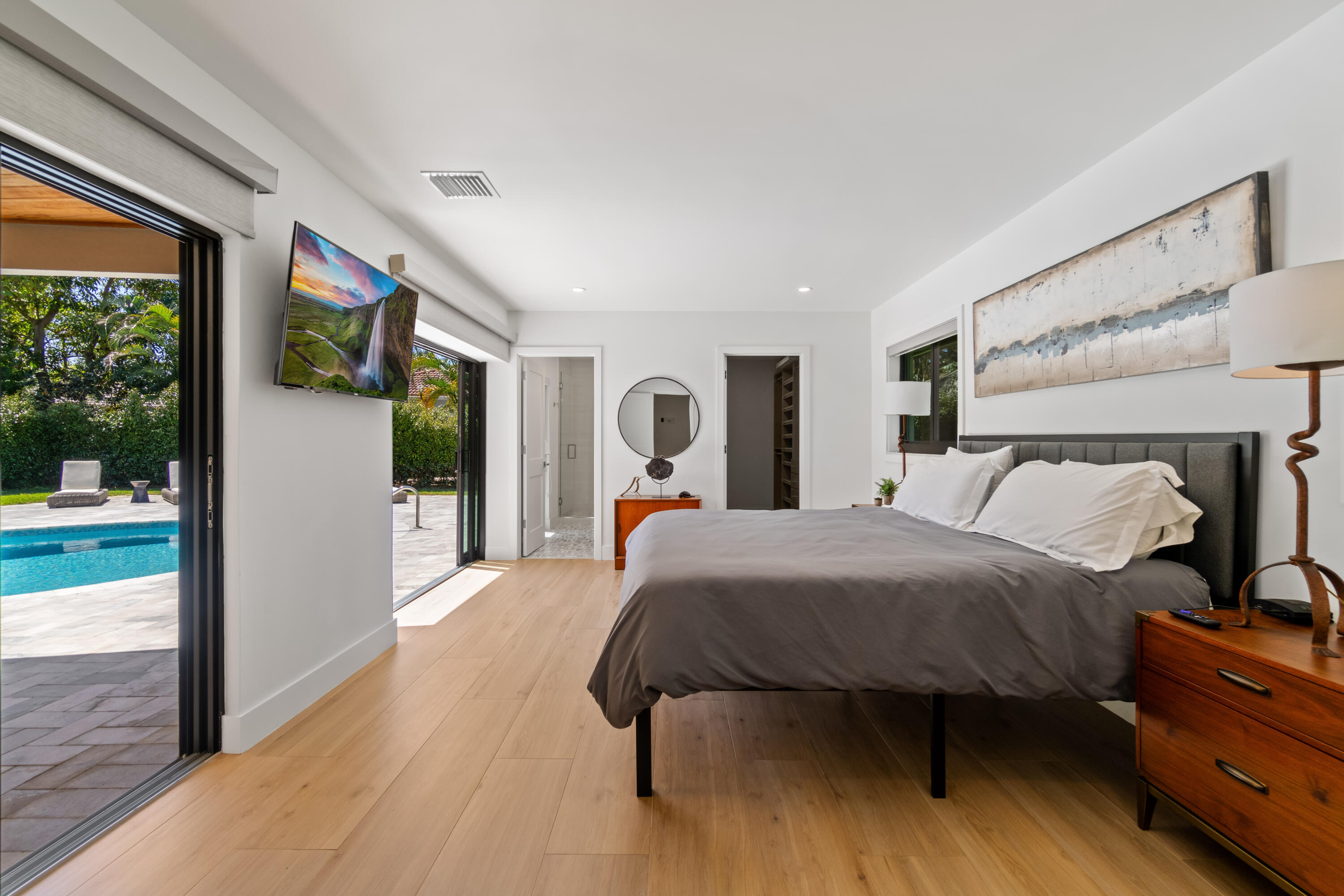 PLACE AU SOLEIL - Residential Lease