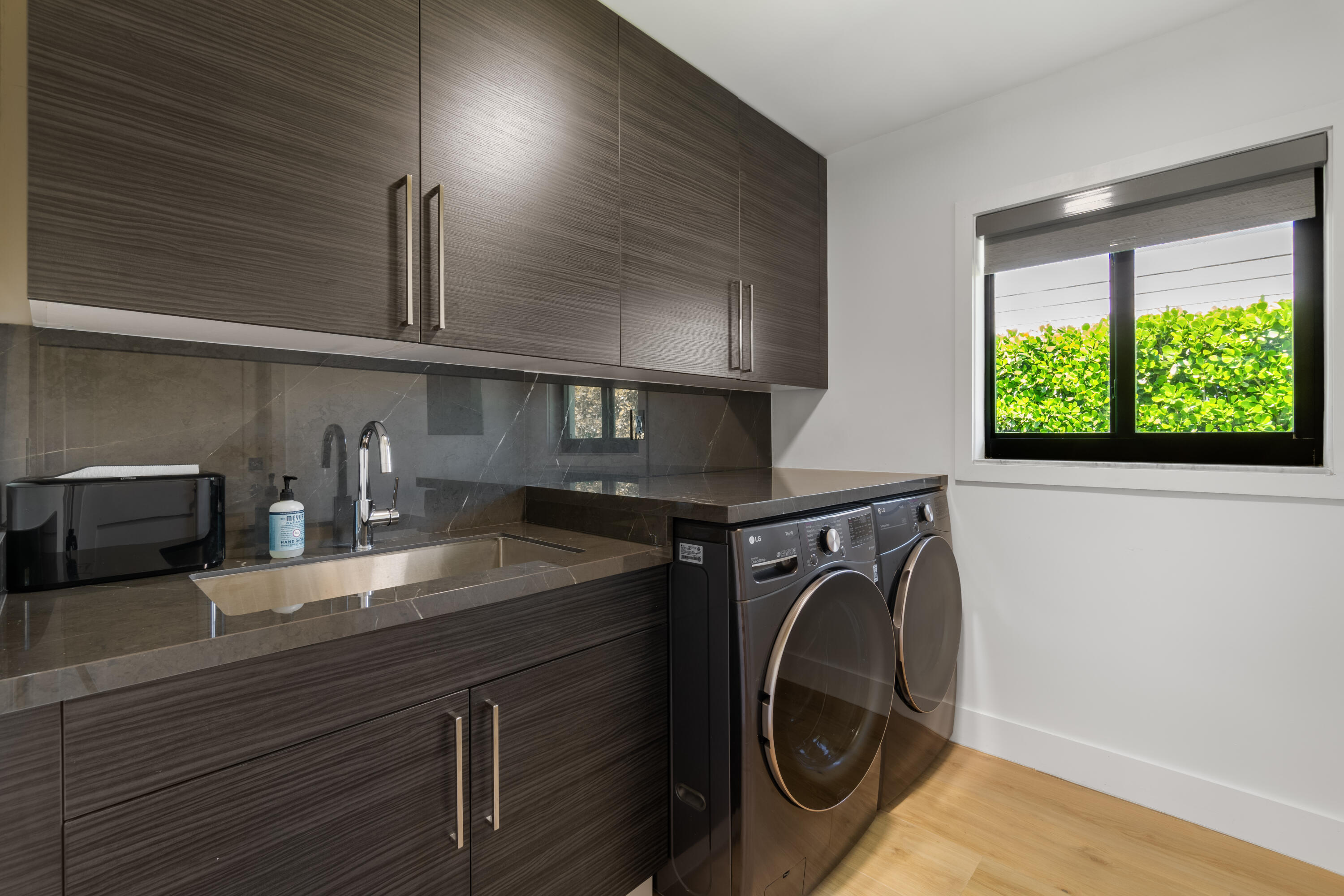 PLACE AU SOLEIL - Residential Lease