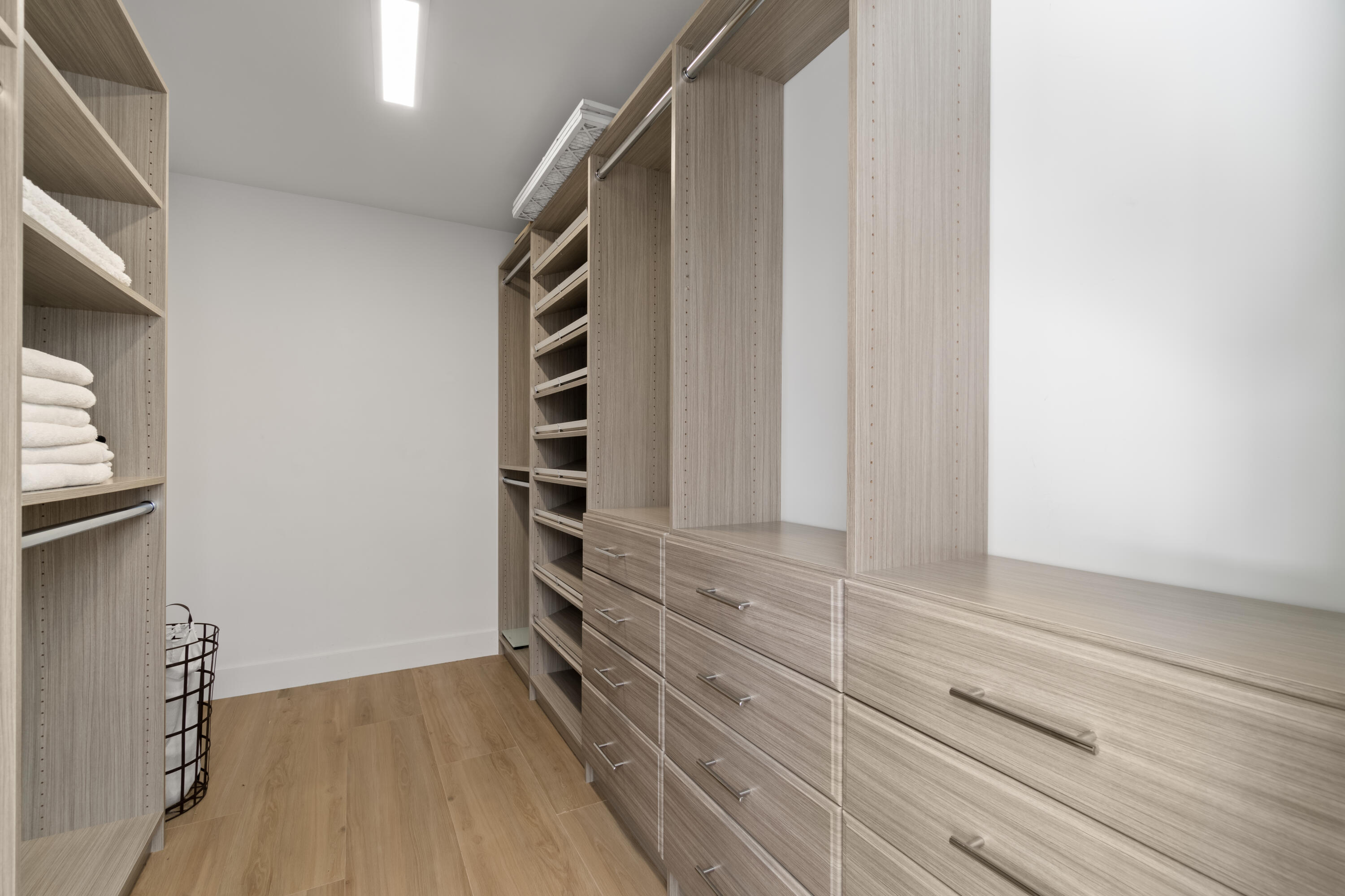 PLACE AU SOLEIL - Residential Lease