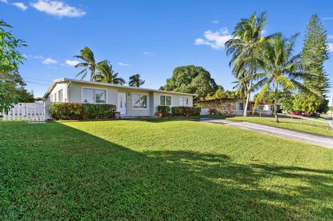 A home in Lake Worth Beach