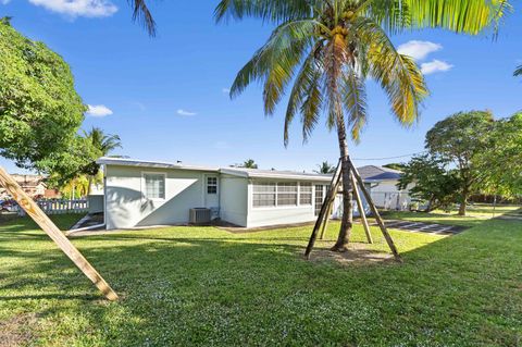 A home in Lake Worth Beach