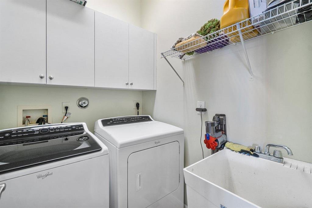 JOURNEYS END 3 - Residential