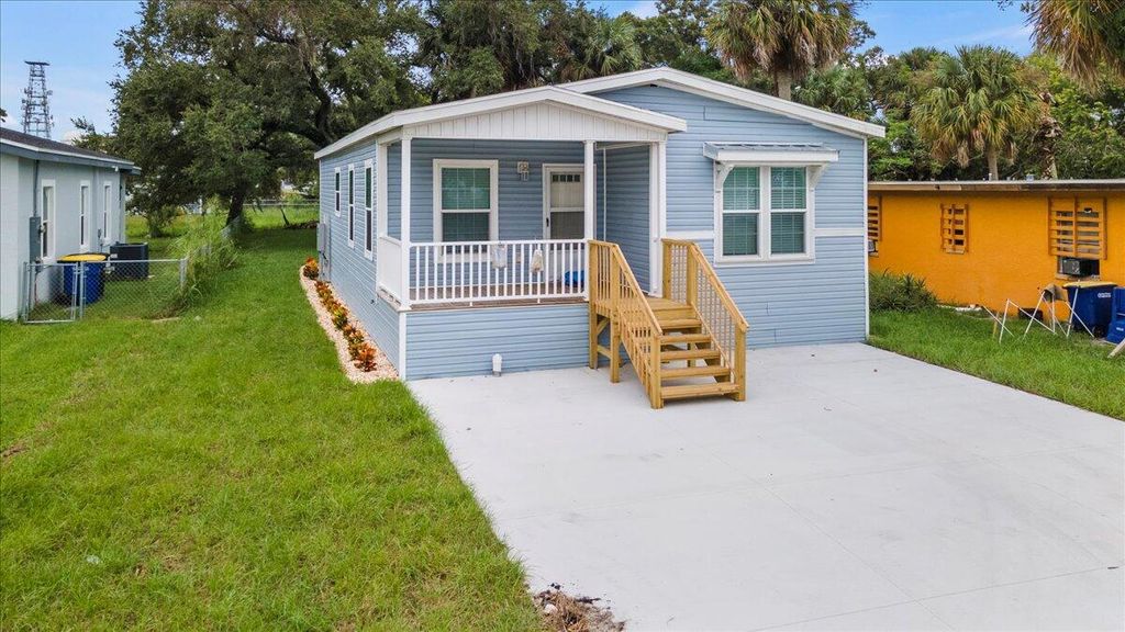 Photo of 805 Avenue B Avenue, Fort Pierce, FL 34950 (MLS # R11132495)