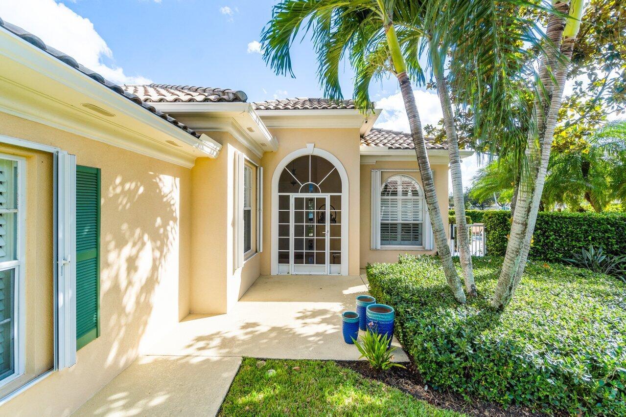 8222 Dominica Place
