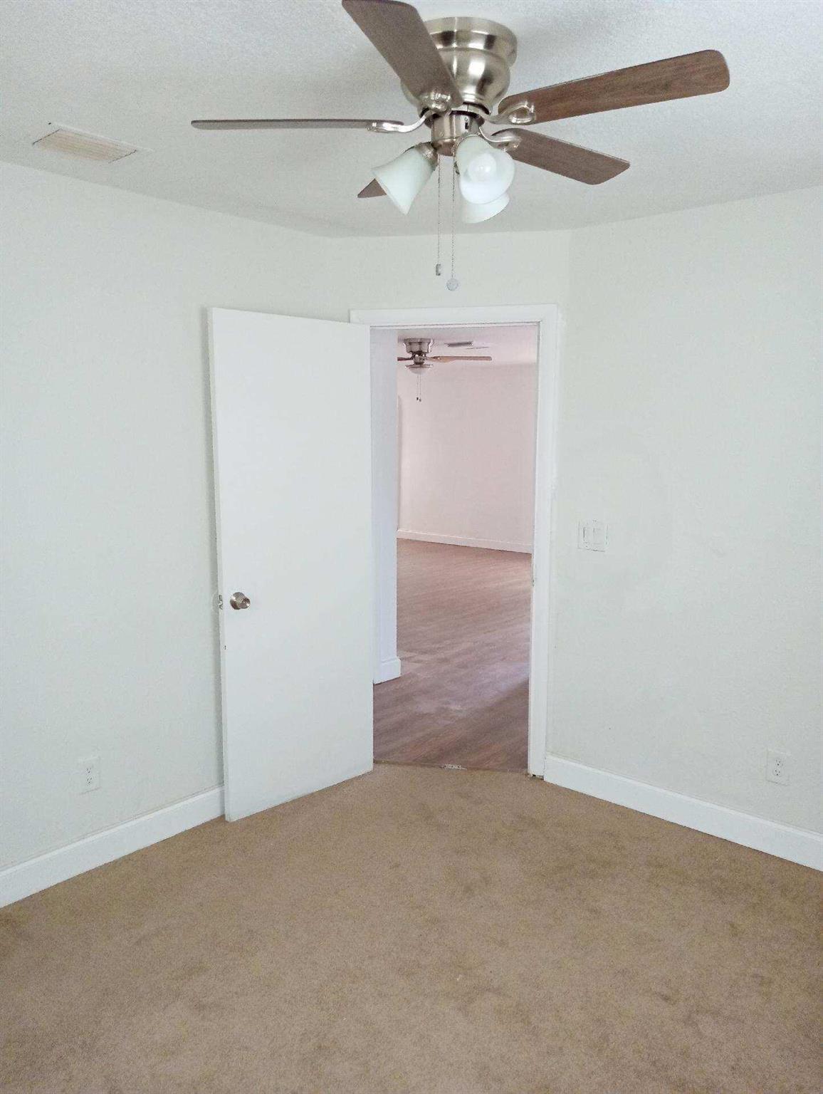 305 NW 4th Avenue