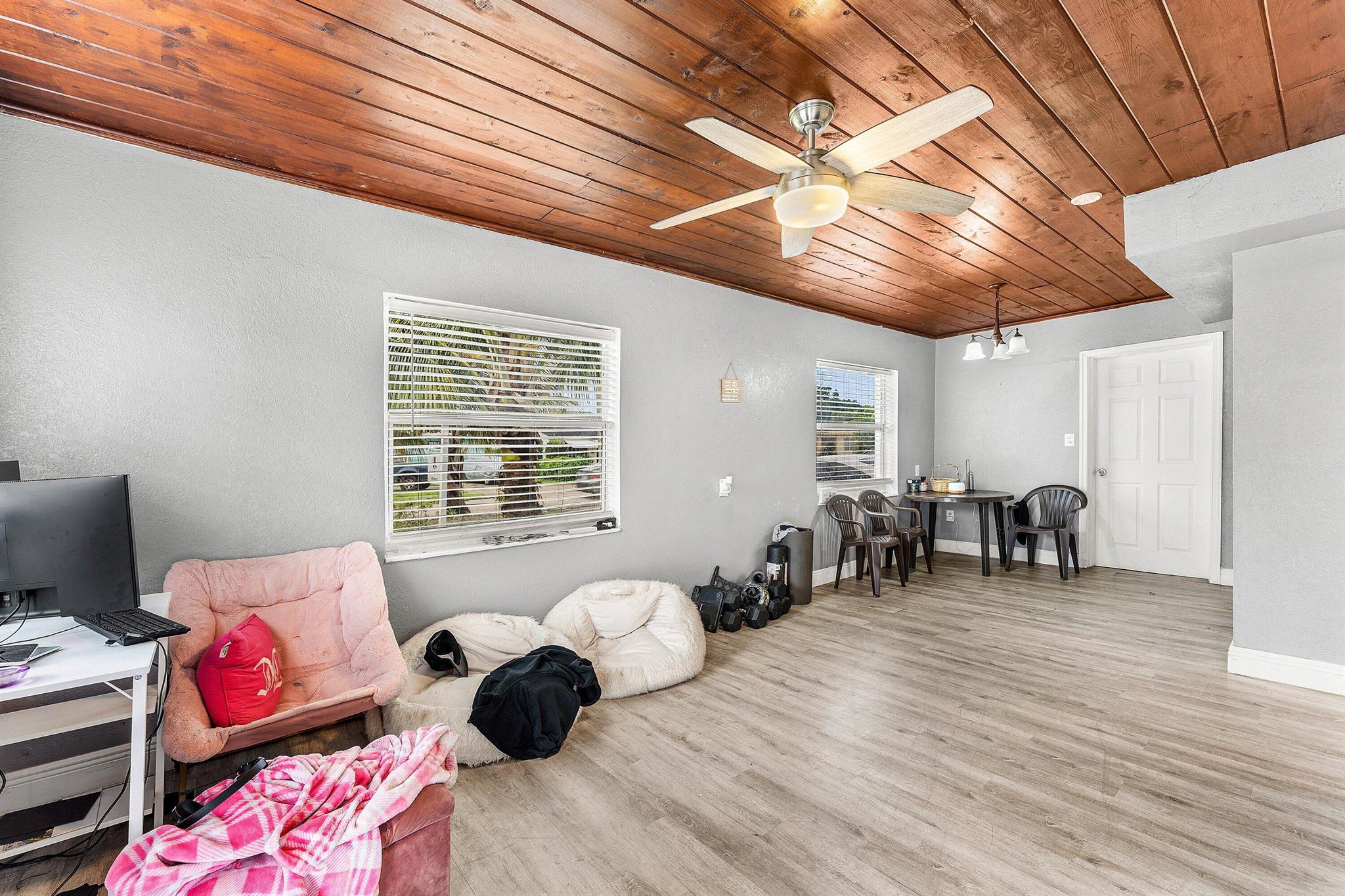 B AND G HOMES - Residential Income