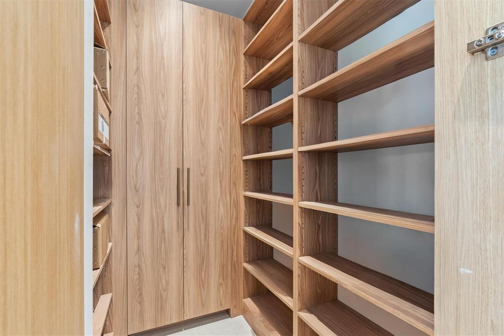 PRESIDENT COUNTRY CLUB 4 - Residential