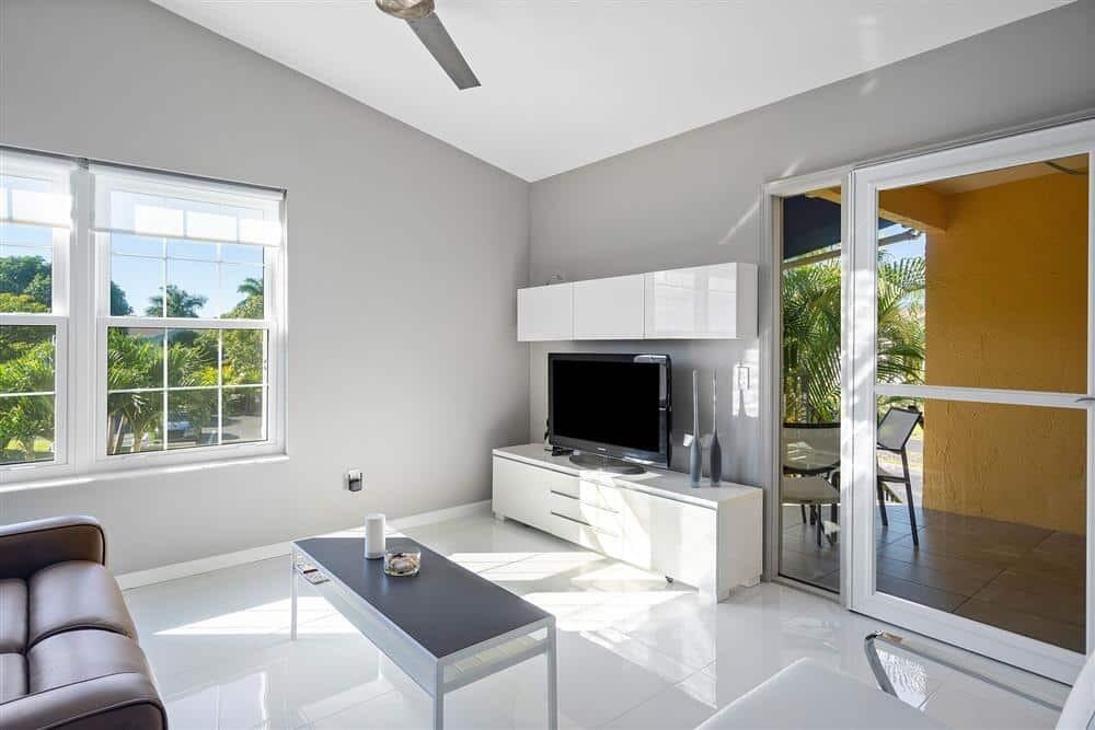 WATERSIDE VILLAGE OF PALM BEACH CONDO - Residential Lease