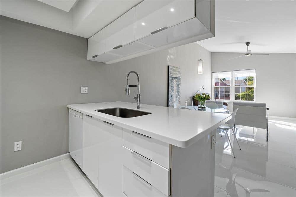 WATERSIDE VILLAGE OF PALM BEACH CONDO - Residential Lease