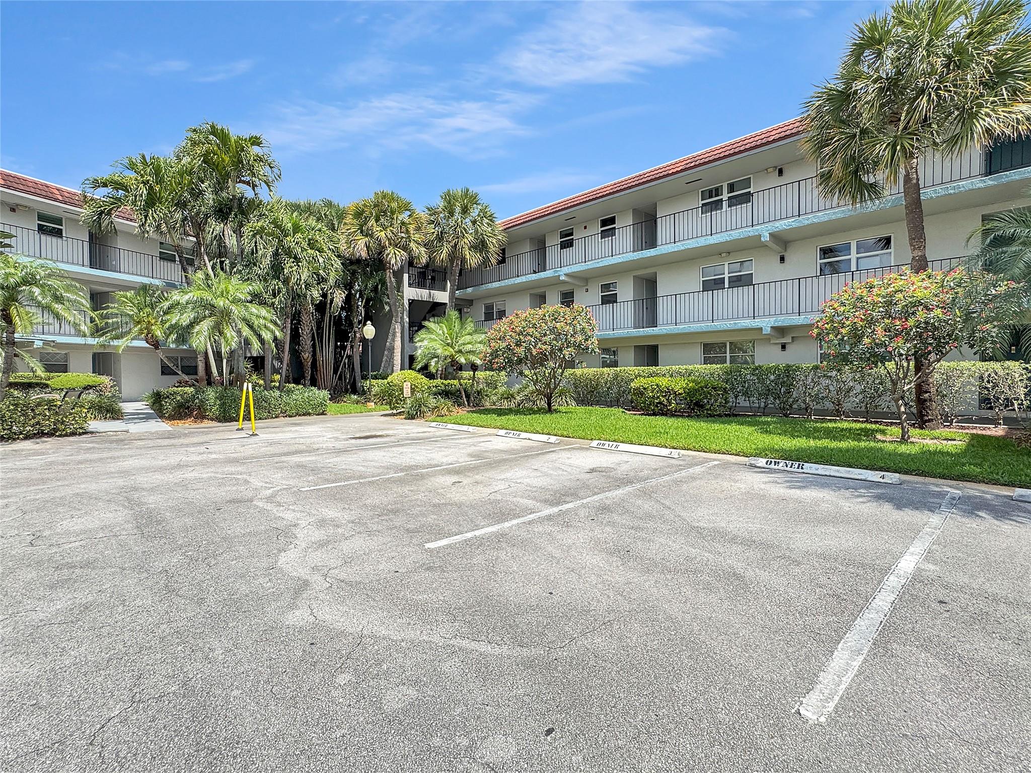 333 NW 17th Ct 103B