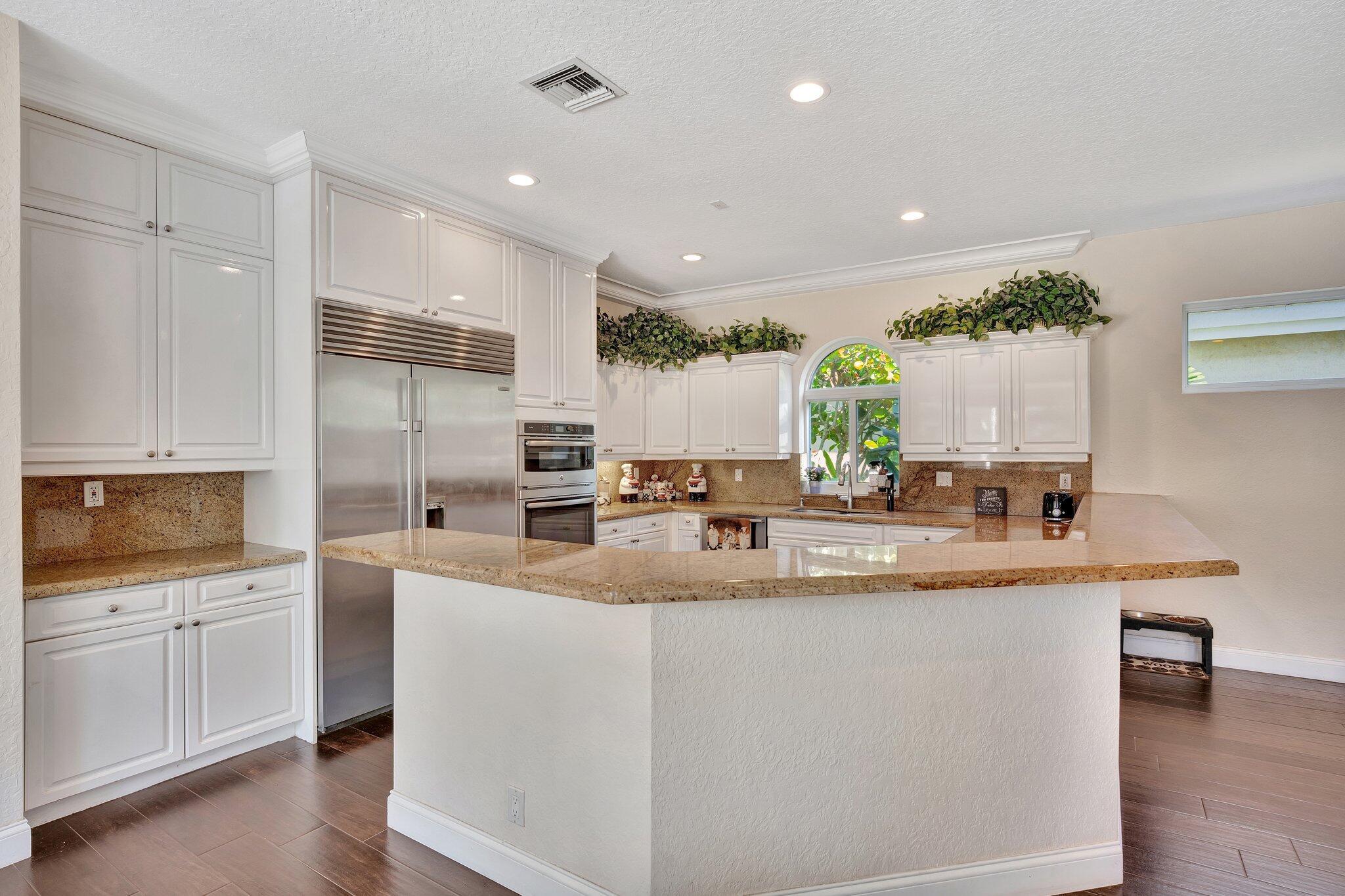 SEASONS - Residential