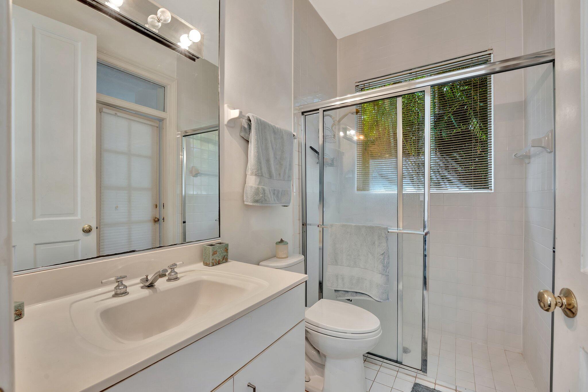 SEASONS - Residential