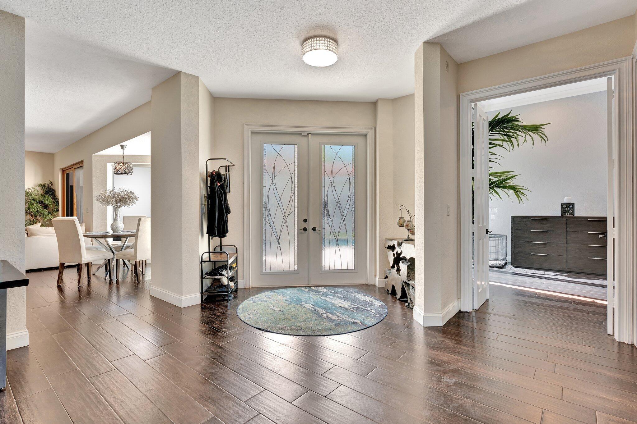 SEASONS - Residential